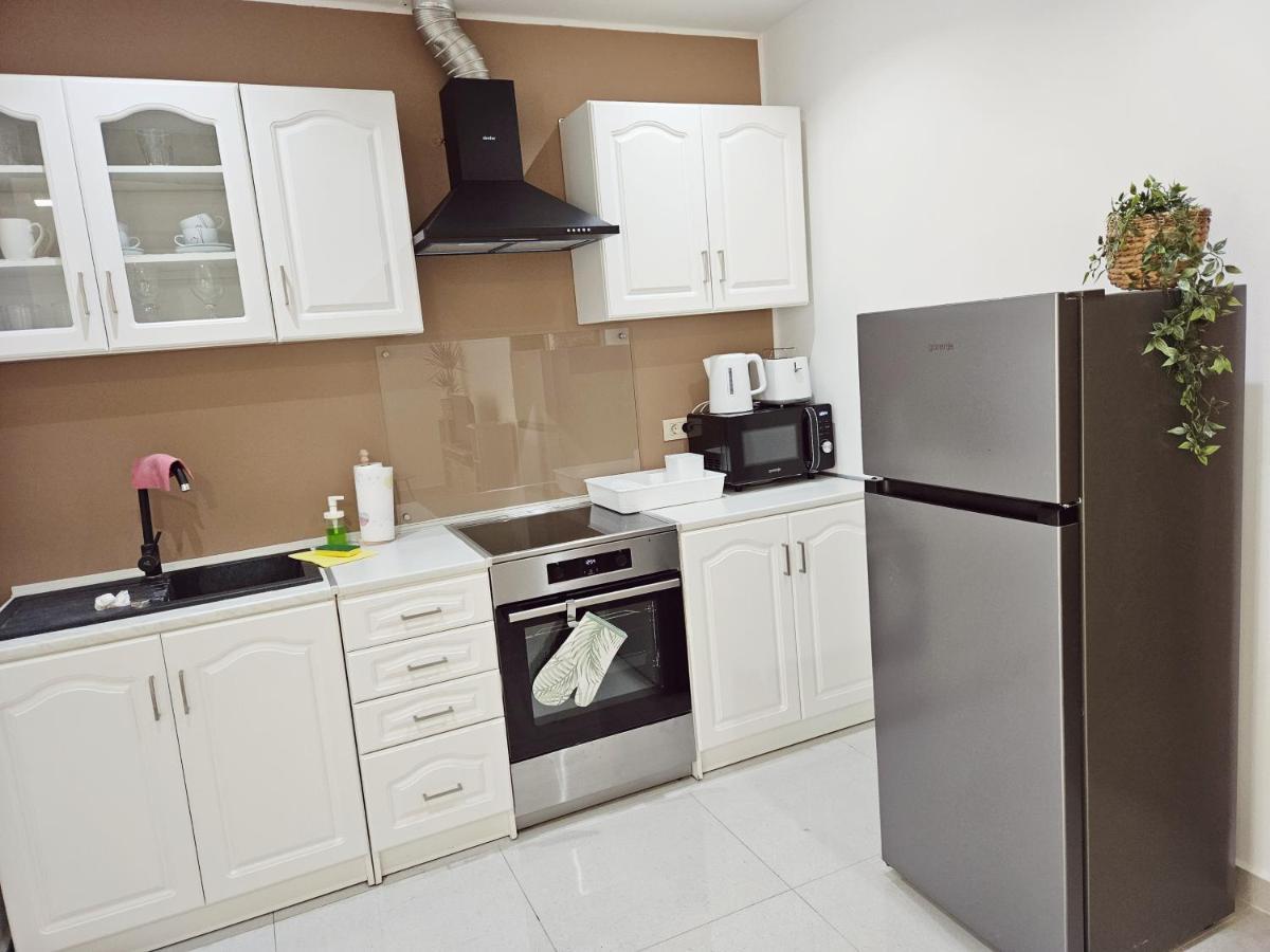 Apartment Gaja, โคเปร์ ภายนอก รูปภาพ