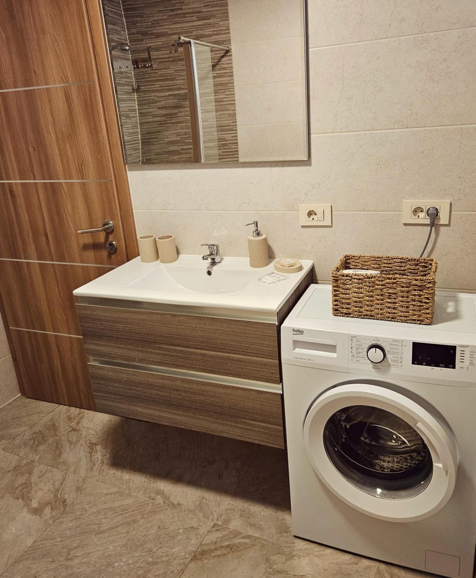 Apartment Gaja, โคเปร์ ภายนอก รูปภาพ
